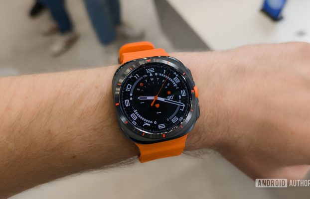 El Galaxy Watch Ultra podría tener un problema de descascarillado de pintura