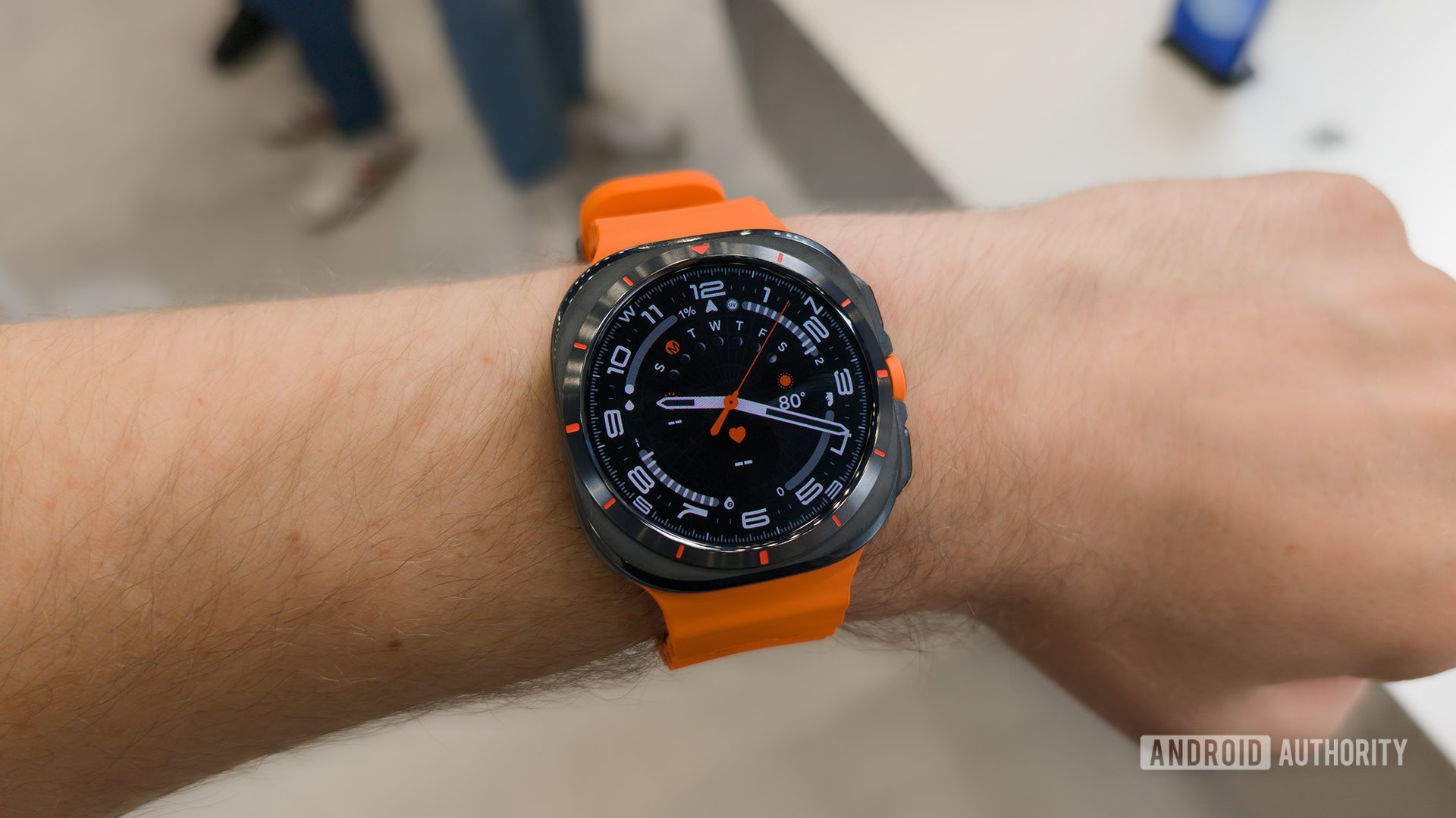 El Galaxy Watch Ultra podría tener un problema de descascarillado de pintura