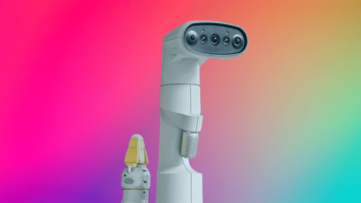 Un robot navega por un espacio de oficina con Google Gemini
