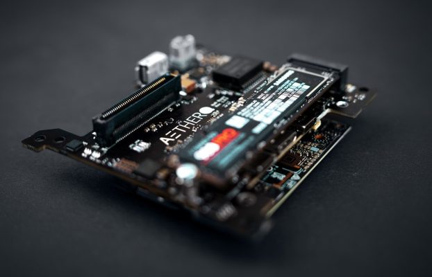 Las empresas emergentes de informática y protección unen fuerzas para poner chips con capacidad de IA en el espacio