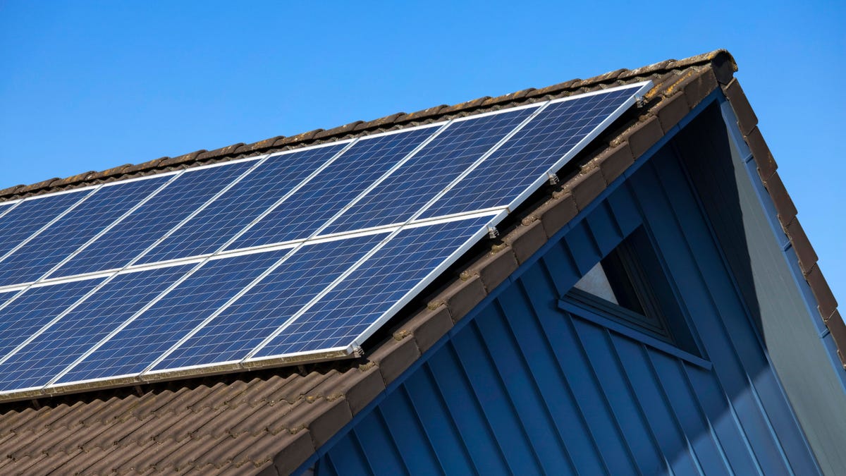 Guía de compra de paneles solares: cómo elegir el panel adecuado para usted
