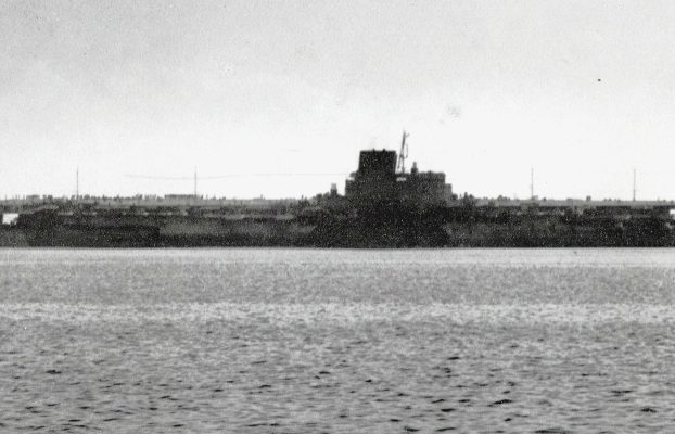 ¿Cuál fue el portaaviones japonés más grande de la historia y cómo se hundió?