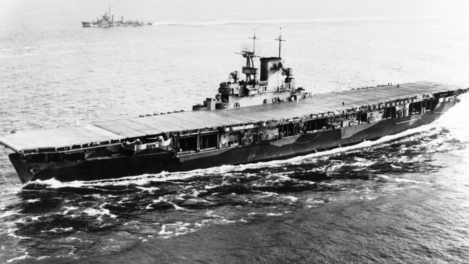 Cómo se hundió el portaaviones USS Wasp y a qué profundidad se encuentra bajo el océano