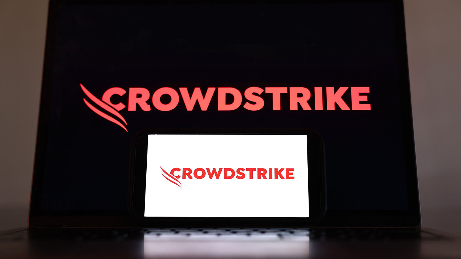 La interrupción del servicio de CrowdStrike costó miles de millones y su disculpa no hace más que empeorar las cosas