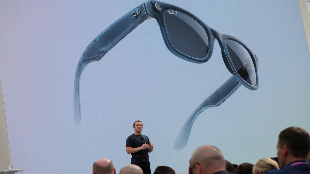 Las nuevas gafas inteligentes Ray-Ban Meta se venden más que la versión anterior, afirma el director ejecutivo de Essilux