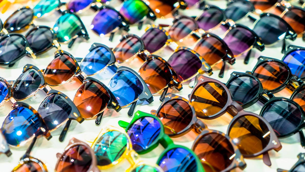 ¿Tienes el color adecuado de lentes para gafas de sol? Beneficios de cada color