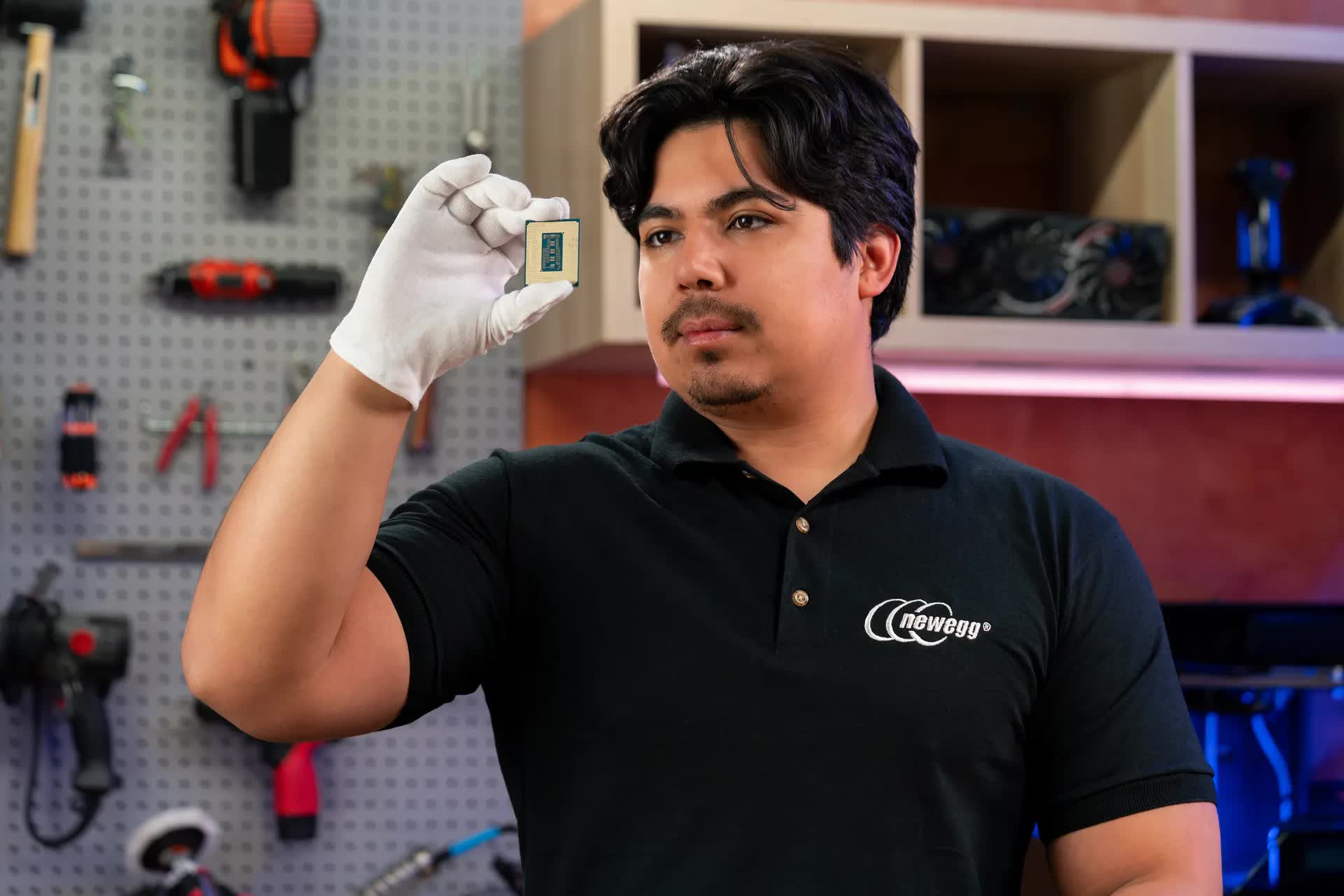 Newegg amplía su programa de intercambio de hardware para incluir CPU, con valoraciones igualmente cuestionables