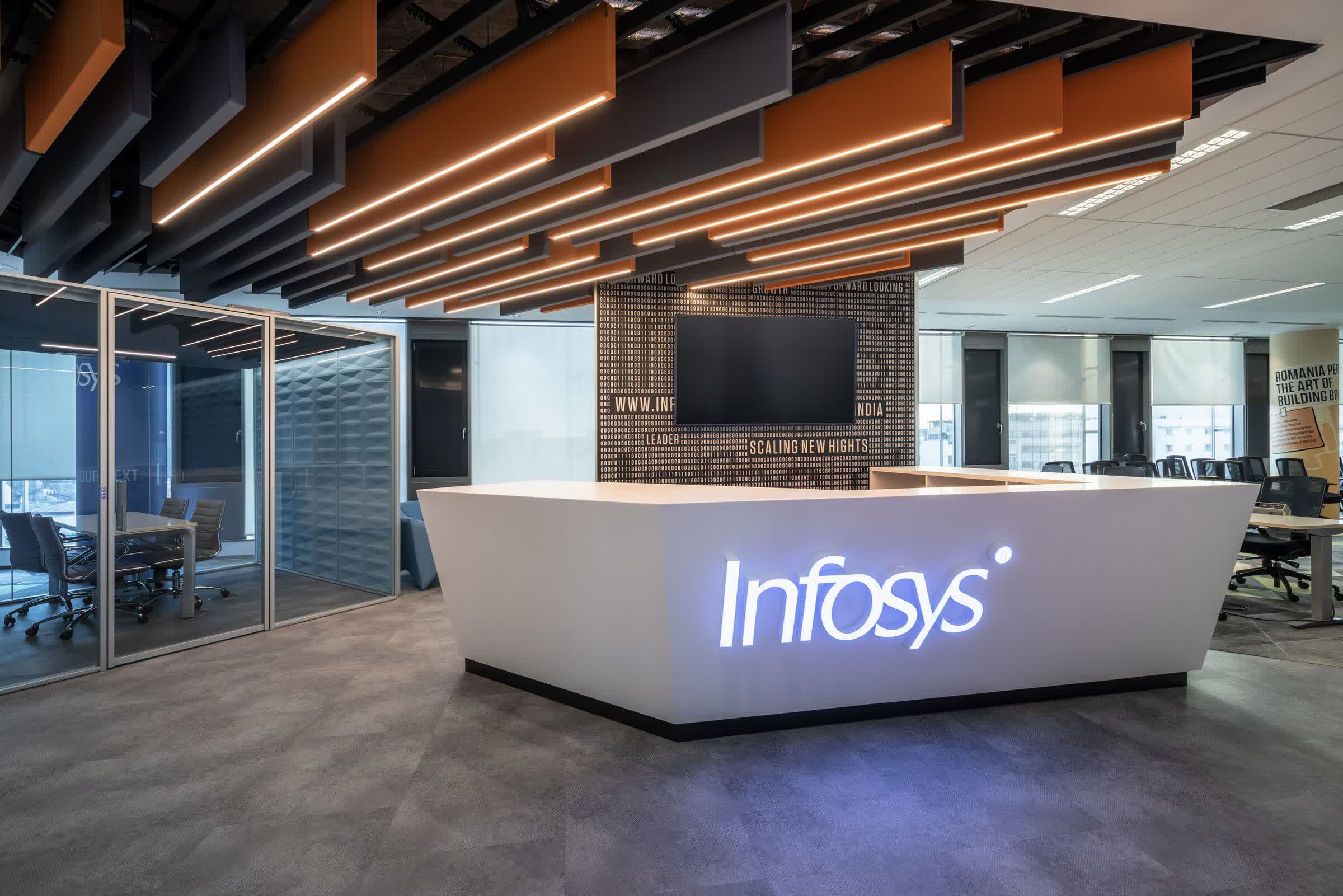 Infosys bajo fuego por mantener en el limbo a 2.000 candidatos durante años