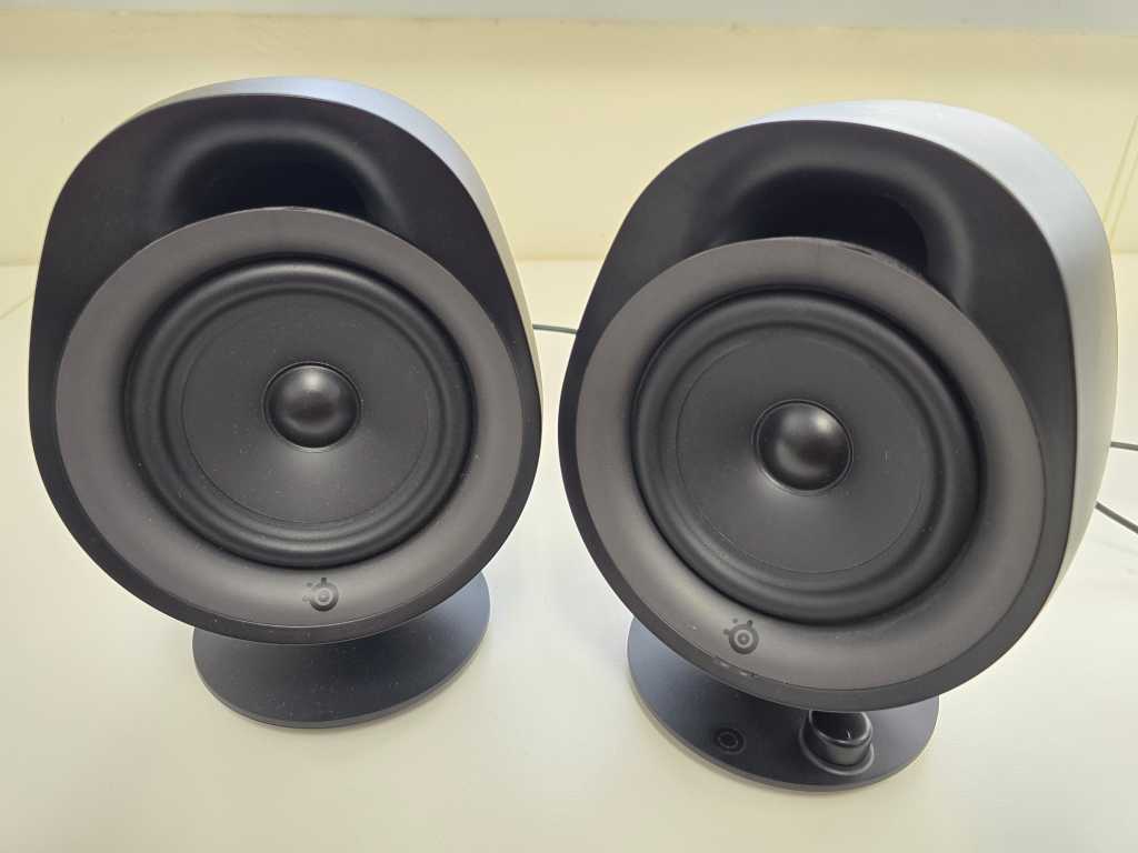 Análisis de los altavoces SteelSeries Arena 3: sonido con gran detalle para cada juego