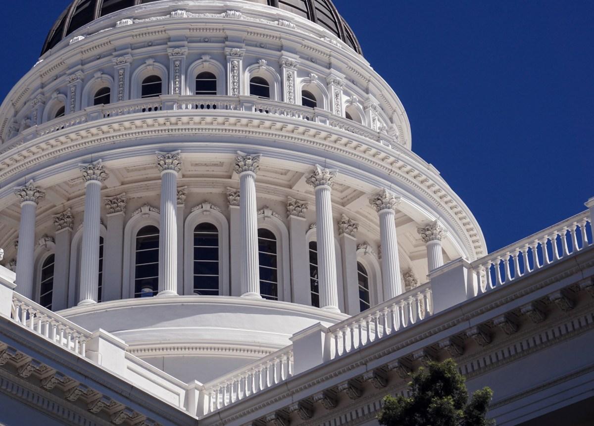 California debilita proyecto de ley para prevenir desastres de IA antes de la votación final, siguiendo el consejo de Anthropic