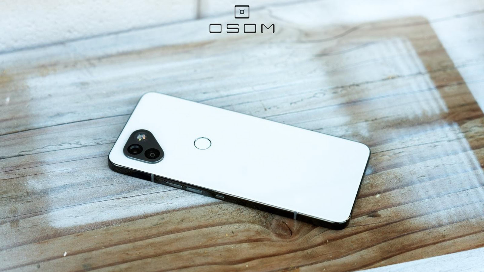 OSOM, la empresa formada a partir de las cenizas de Essential, aparentemente está en ruinas
