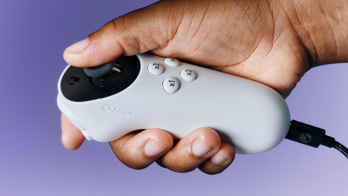 Los últimos controladores accesibles de Microsoft incluyen el Xbox Adaptive Joystick