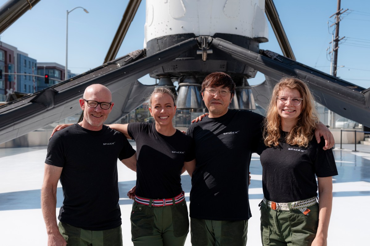 La misión comercial tripulada de SpaceX atravesará los polos como los exploradores de antaño