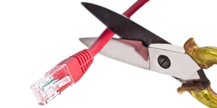 ISP a la Corte Suprema: No deberíamos tener que desconectar a usuarios acusados ​​de piratería