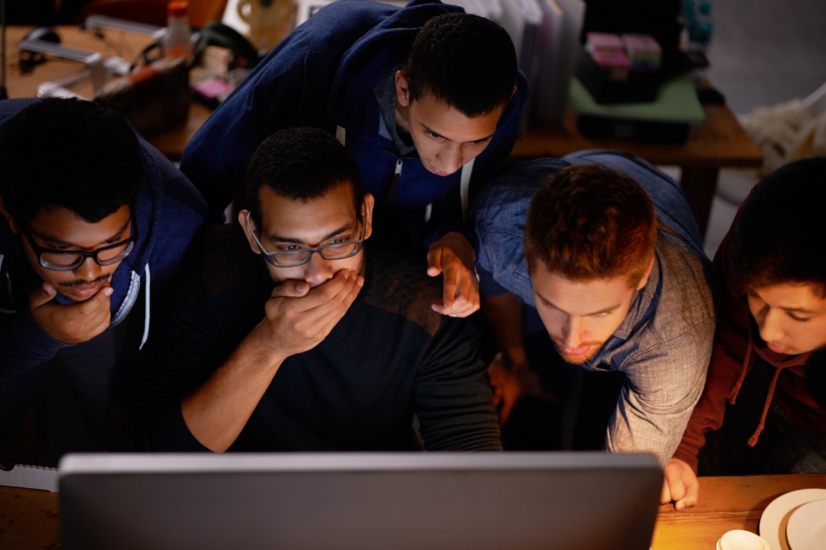 Cómo pedirle a Google que elimine los resultados de pornografía deepfake de la Búsqueda de Google