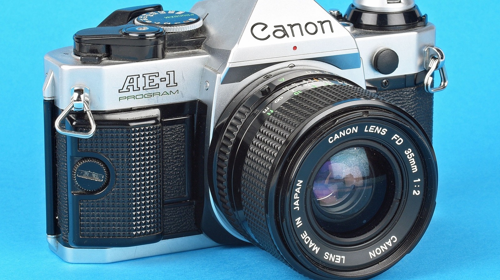 Las 4 mejores cámaras de película Canon para fotógrafos principiantes
