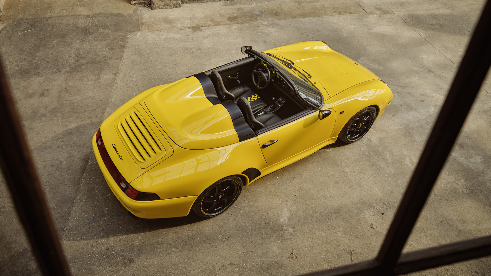 El secreto de este Porsche 911 Speedster «el eslabón perdido» fue el tiempo y mucho dinero