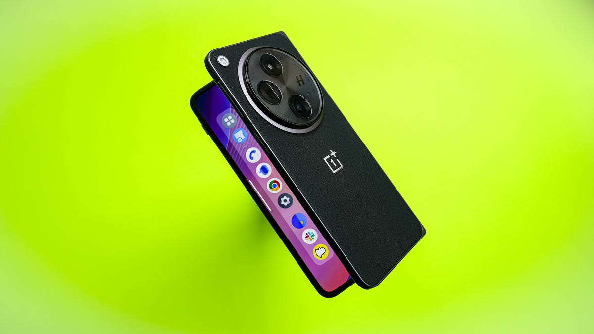 Hoy es su última oportunidad de comprar un OnePlus Open y obtener otro teléfono y un par de auriculares gratis