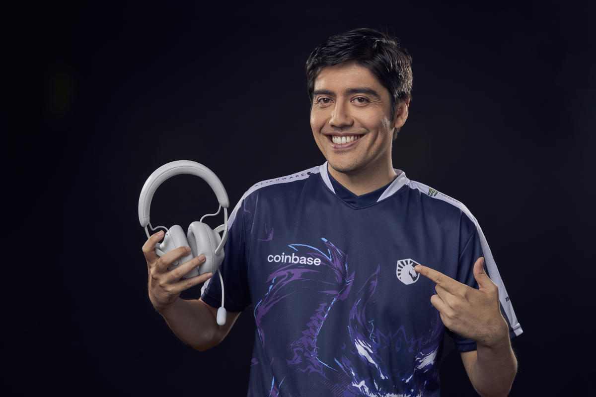 Los nuevos auriculares Alienware Pro tienen controladores recubiertos de grafeno y duran hasta 75 horas