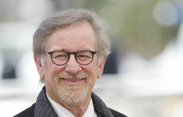 Steven Spielberg, fanático de los juegos de PC, dice que «no sabe usar controladores», prefiere el teclado y el mouse