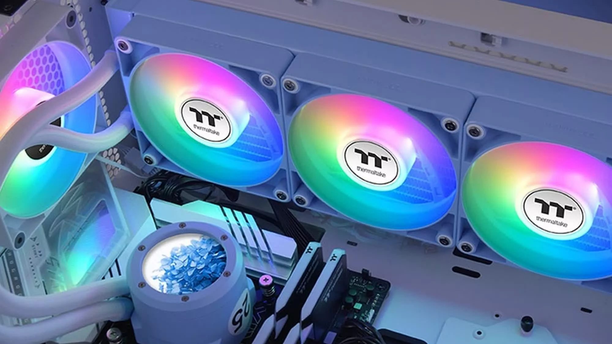 Thermaltake afirma que 71 refrigeradores existentes están listos para las CPU Intel Arrow Lake