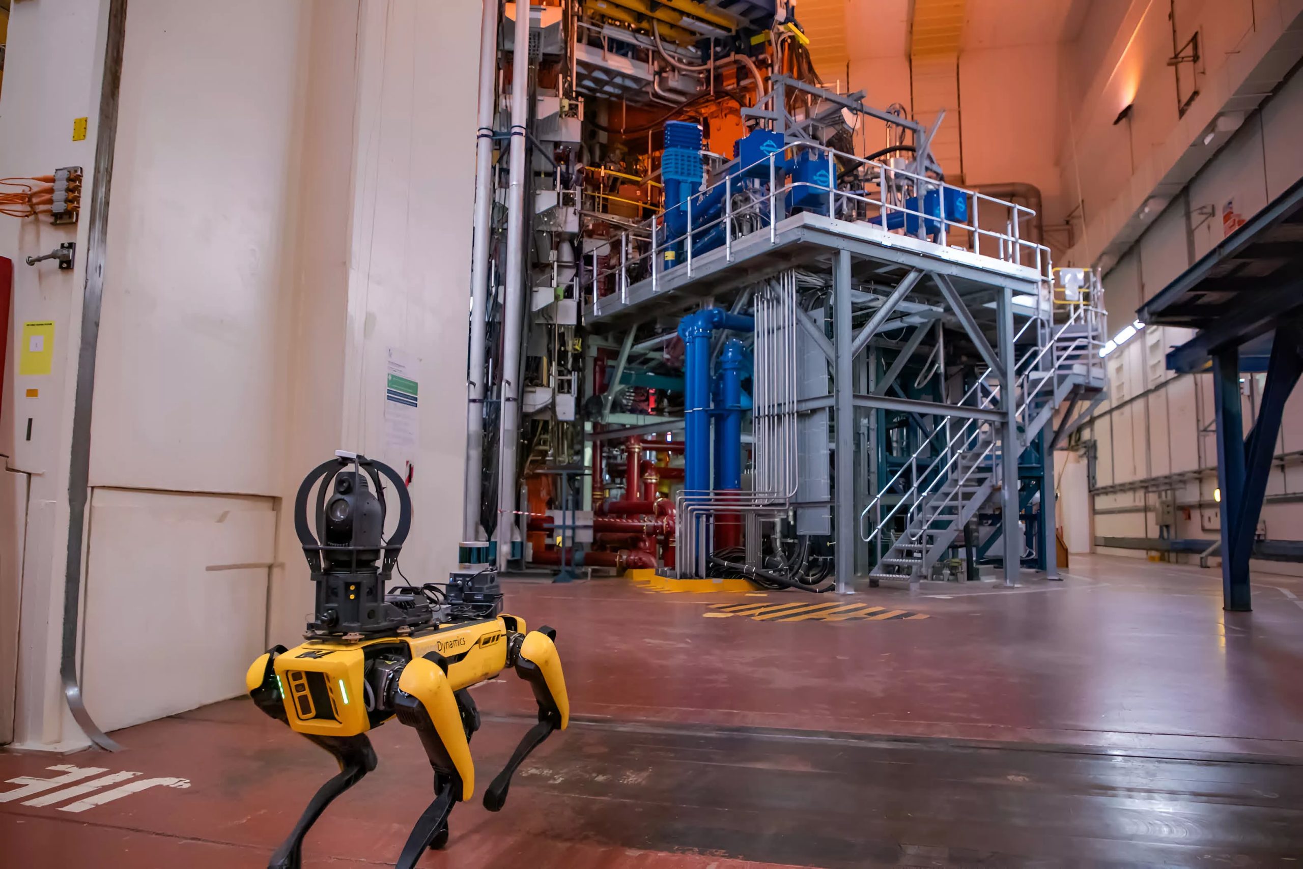 Un robot autónomo reemplaza a los inspectores humanos del reactor de fusión en la primera prueba del mundo