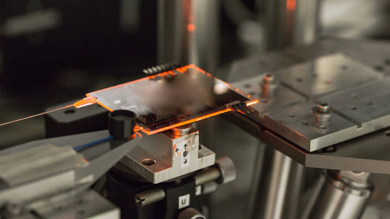 Una startup recauda 8,5 millones de dólares para fabricar chips con sustrato de vidrio y cuenta con la OTAN como inversor