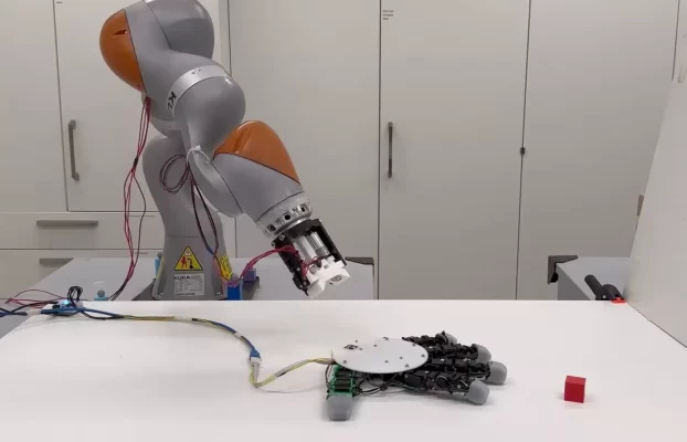 Conozca al robot con una mano desmontable que se arrastra sola