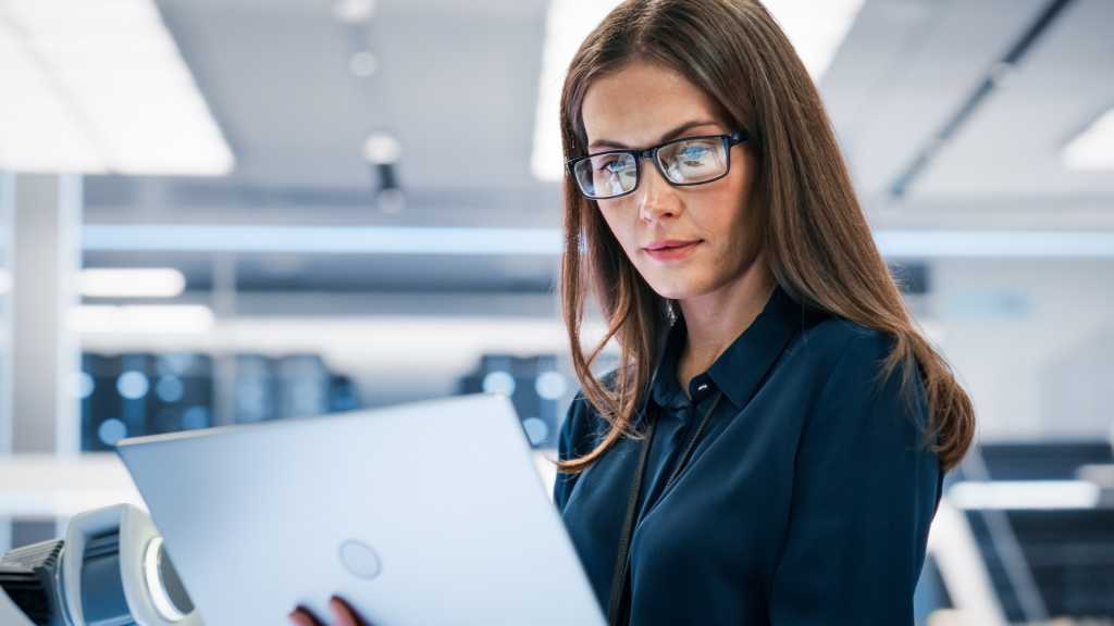 Actualizar el arranque seguro es crucial para mantener los sistemas seguros y funcionando correctamente