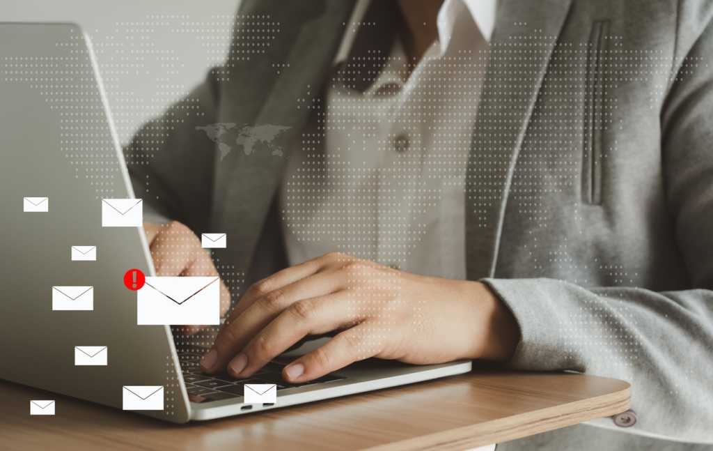 Comprender y mitigar los riesgos del reenvío de correo electrónico