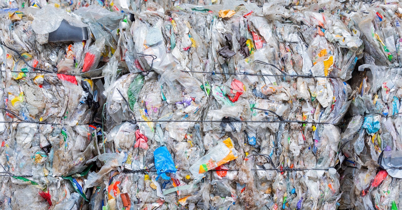 Los científicos descubrieron cómo reciclar el plástico vaporizándolo