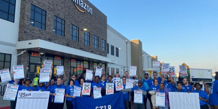 La reacción negativa por el regreso de Amazon a las oficinas se produce cuando los trabajadores exigen salarios más altos