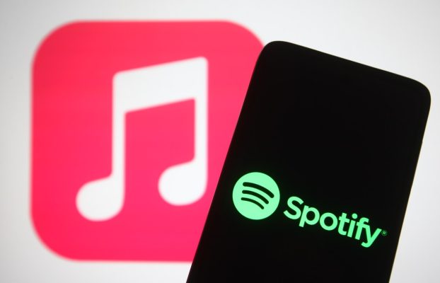 Estos dos amigos crearon una herramienta sencilla para transferir listas de reproducción entre Apple Music y Spotify, y funciona muy bien