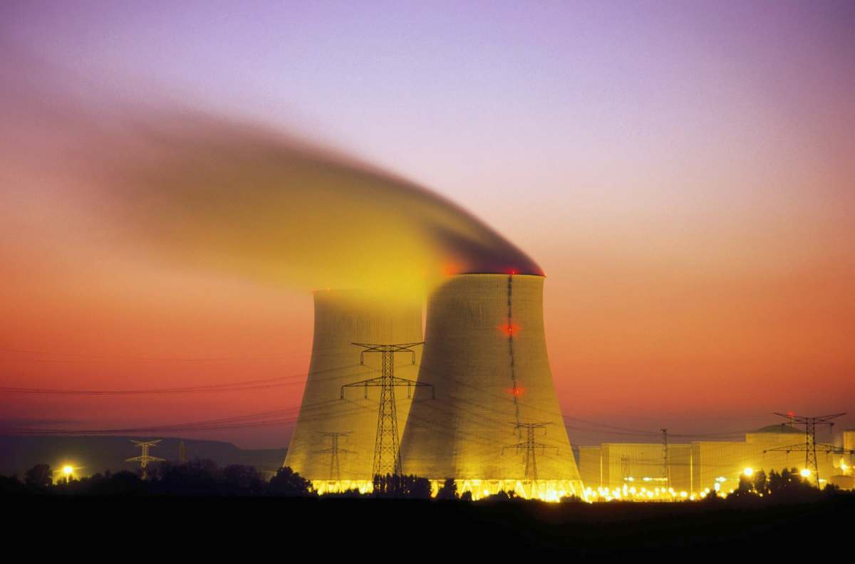 Cómo la eficiente IA de DeepSeek podría detener el renacimiento nuclear