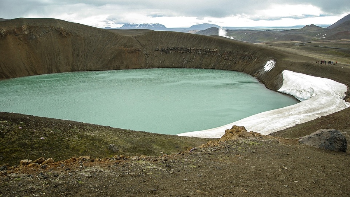 El lago Michigan tiene 40 cráteres gigantes en su fondo, confirman los científicos