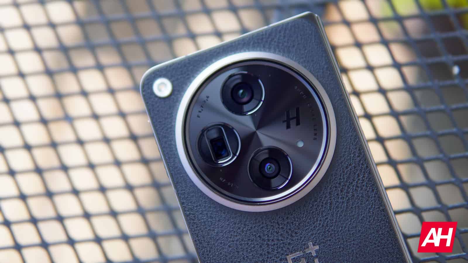 OnePlus Open es el mejor teléfono plegable de Norteamérica y tiene un descuento de $400