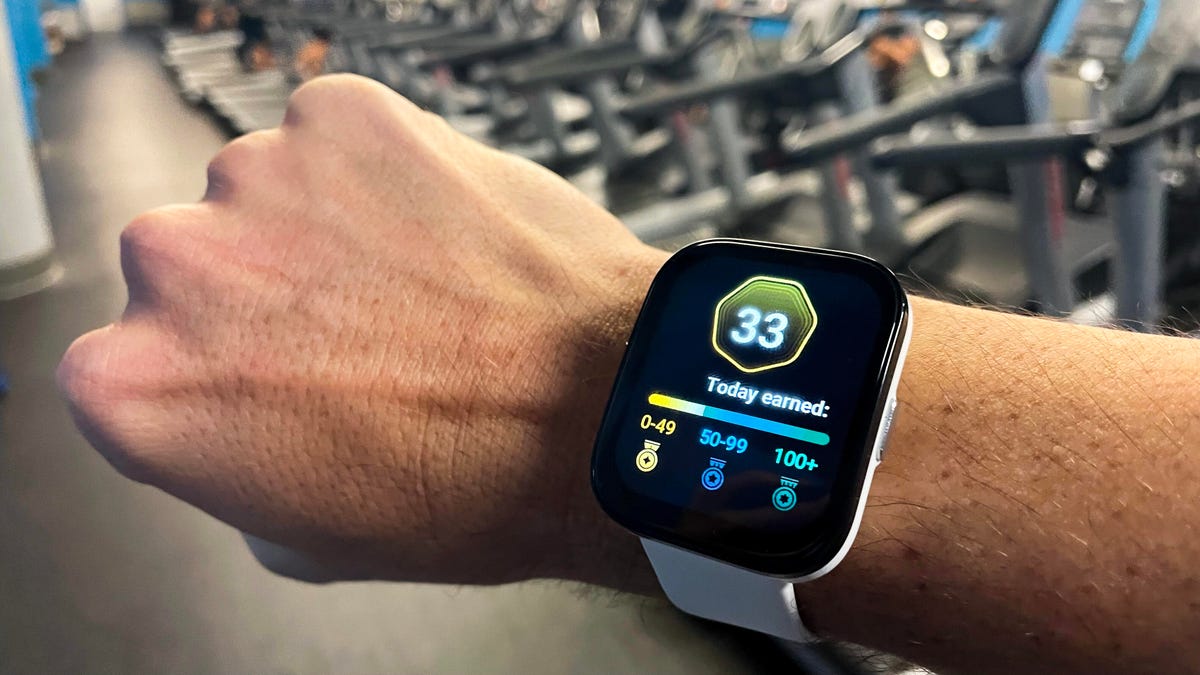 Uno de los mejores relojes inteligentes económicos que he probado proporciona una gran cantidad de datos de salud (y está en oferta)