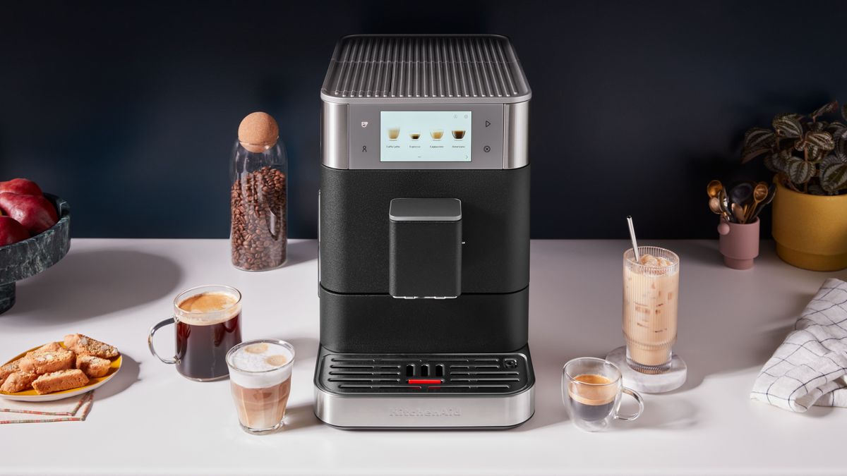 Shhh – Las nuevas cafeteras de KitchenAid pueden preparar hasta 40 bebidas frías y calientes, y son muy silenciosas.