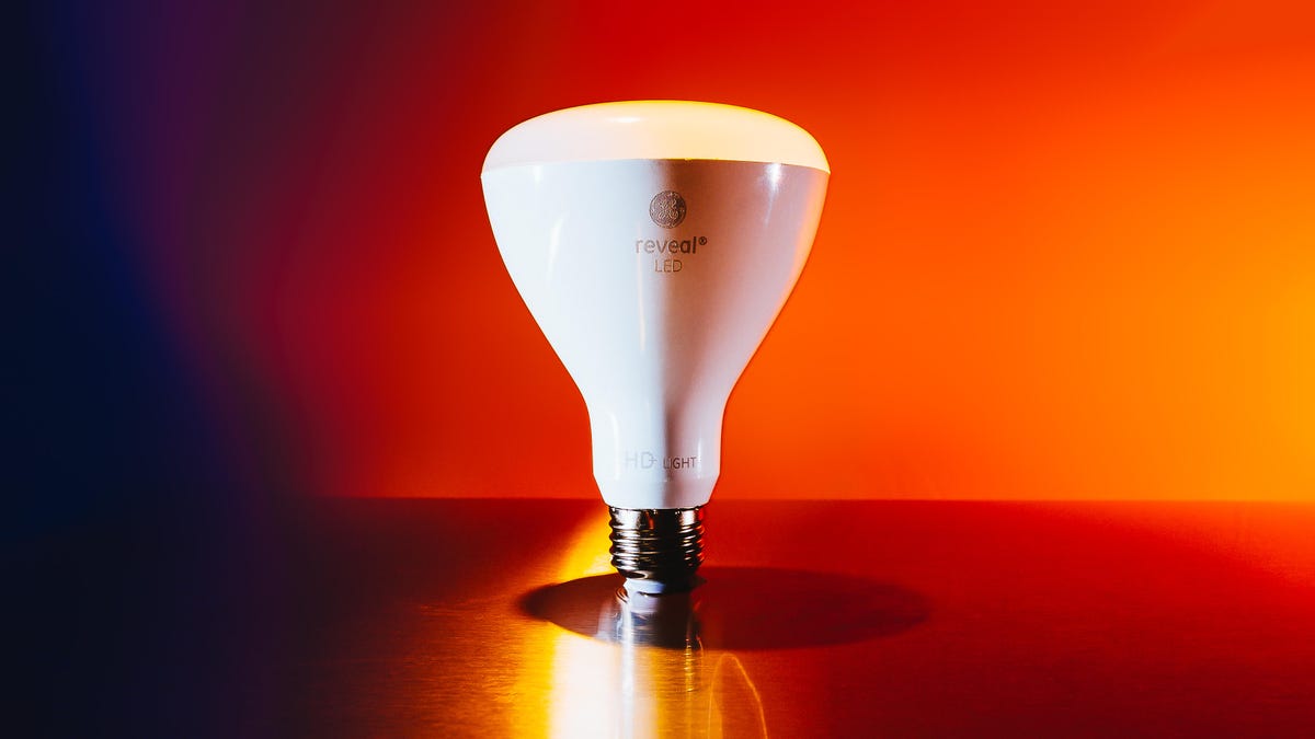 La mejor bombilla LED para cada habitación de tu casa en 2024