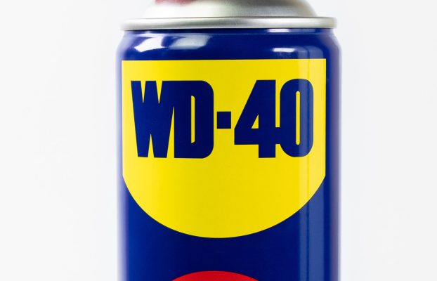 ¿Puedes utilizar WD-40 como limpiador de carburador?