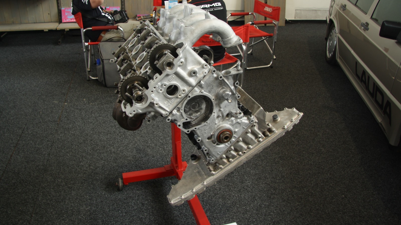 4 soportes de motor económicos para el garaje de su casa