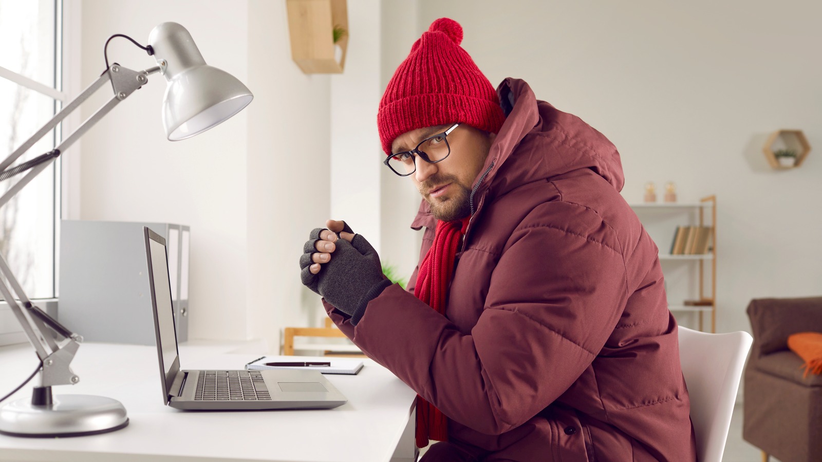 6 aparatos térmicos que te mantendrán caliente en una oficina helada