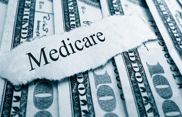 Si paga un seguro para cubrir Medicare, la regla del cumpleaños podría ahorrarle mucho dinero