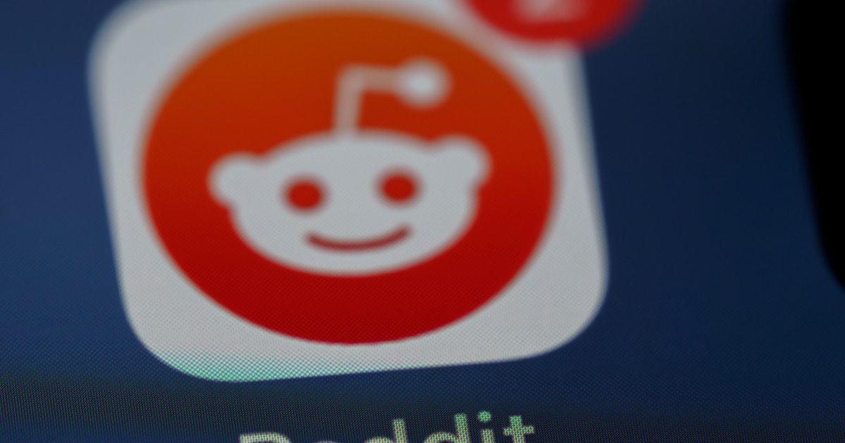El español llega a Reddit gracias a la traducción automática por IA