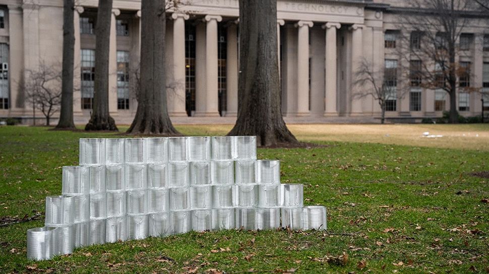 ¿Vivirías en una casa de cristal? Los investigadores han impreso ladrillos de vidrio impresos en 3D que imitan el popular sistema de entrelazado de Lego y se pueden reciclar infinitamente.