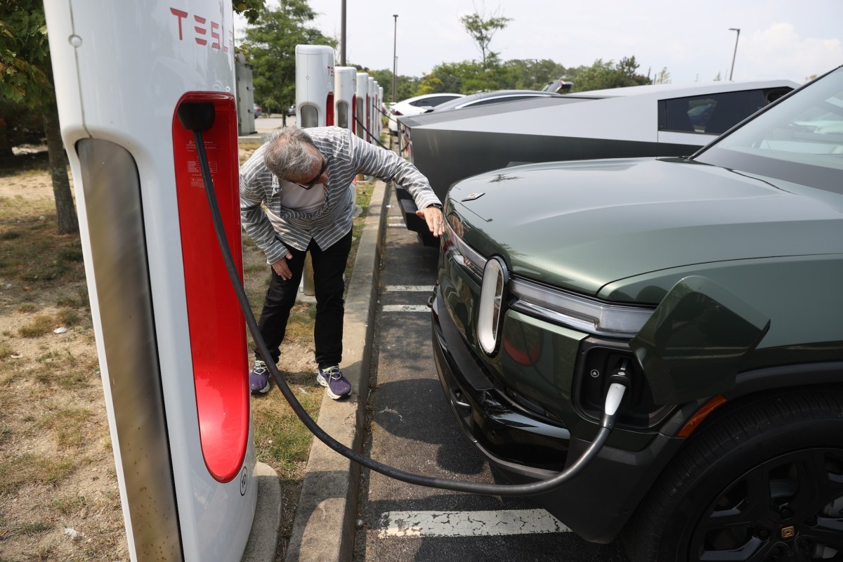 Supercargadores Tesla: GM, Ford, Rivian y otras marcas de vehículos eléctricos con acceso