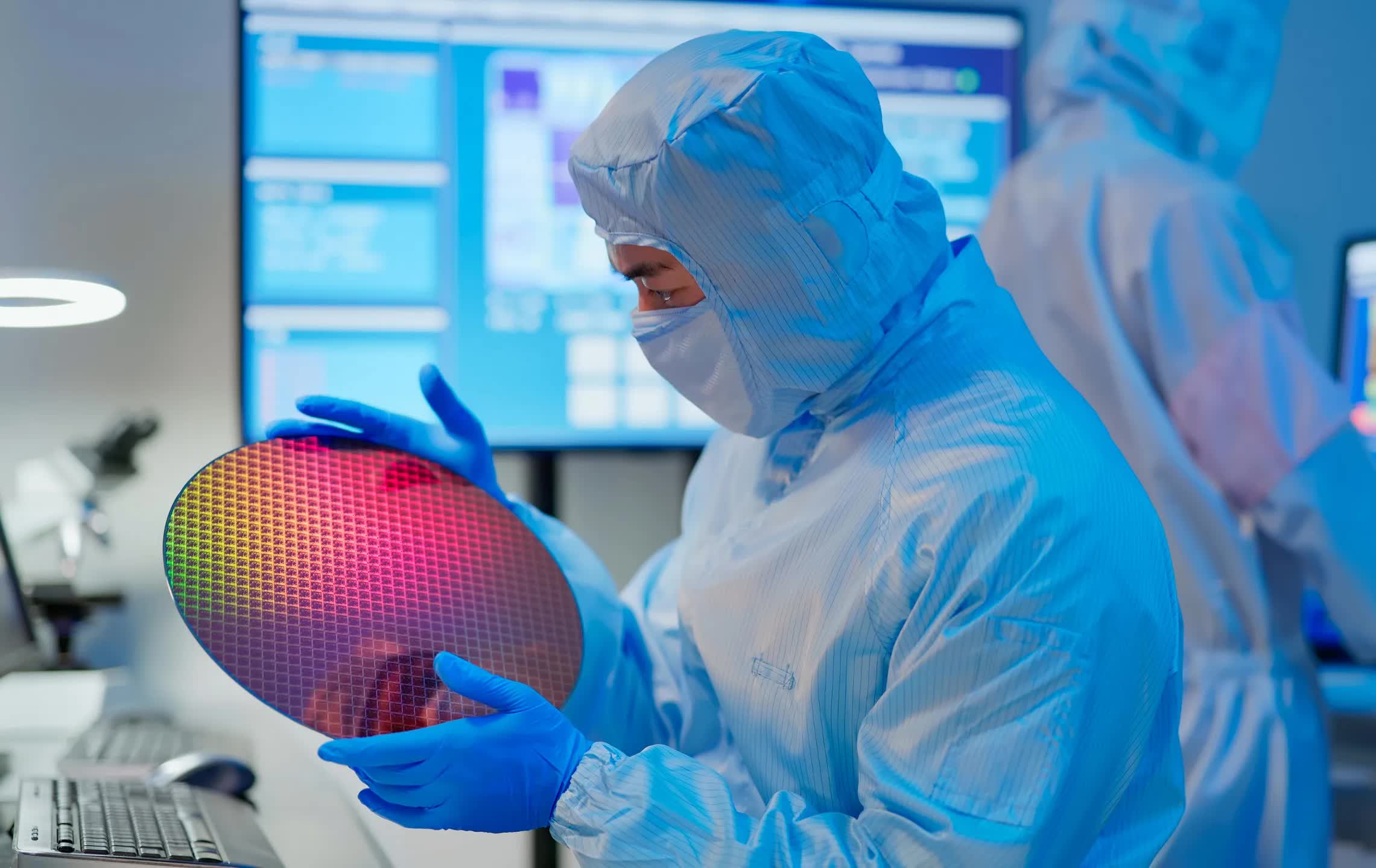 Las ventas récord de chips muestran signos de un repunte de la industria de los semiconductores a pesar de las tensiones globales