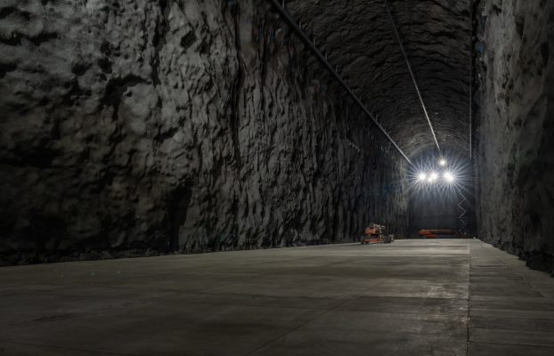 Equipos de Dakota del Sur excavan 800.000 toneladas de roca para construir el detector de neutrinos más grande del mundo