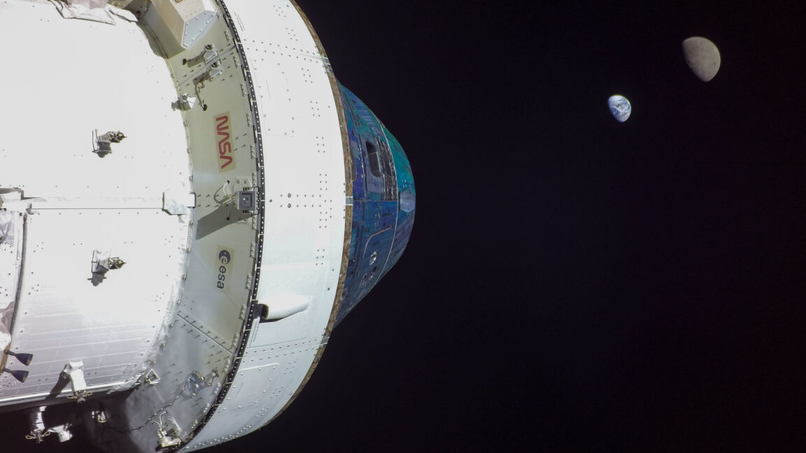 Por alguna razón, la NASA está tratando los problemas del escudo térmico de Orión como un secreto.