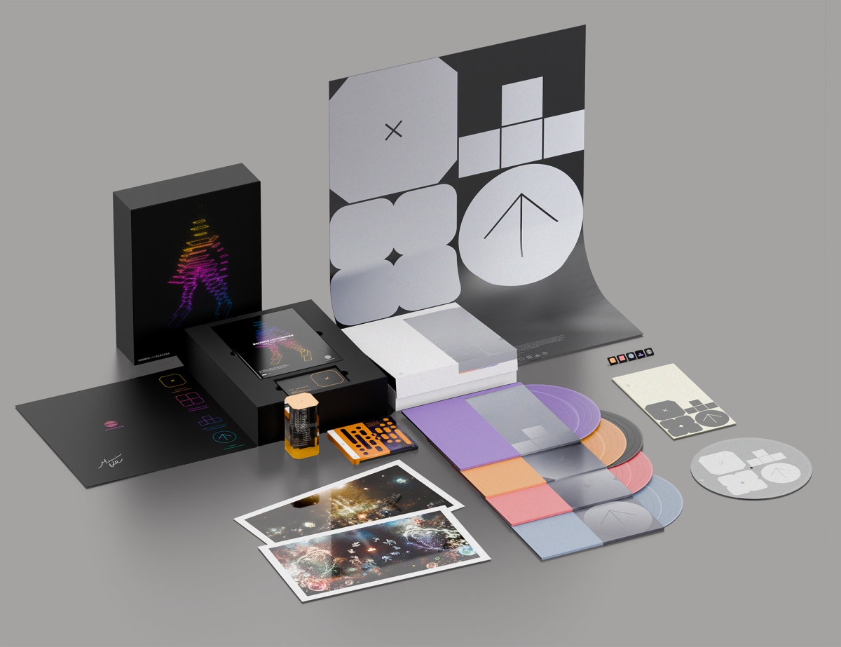 Enhance presenta dos cajas de coleccionista en honor a su décimo aniversario